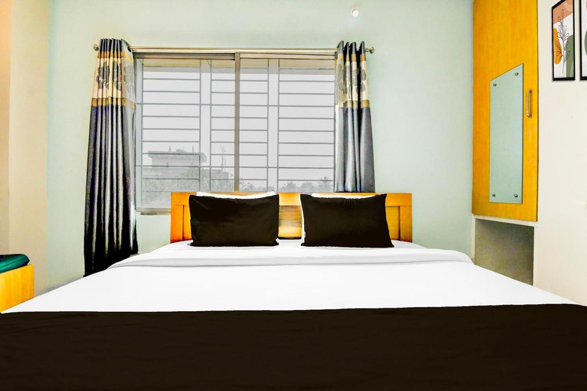 Super Collection O Sf Road Siliguri Formerly Jyoti Hotel Exterior photo